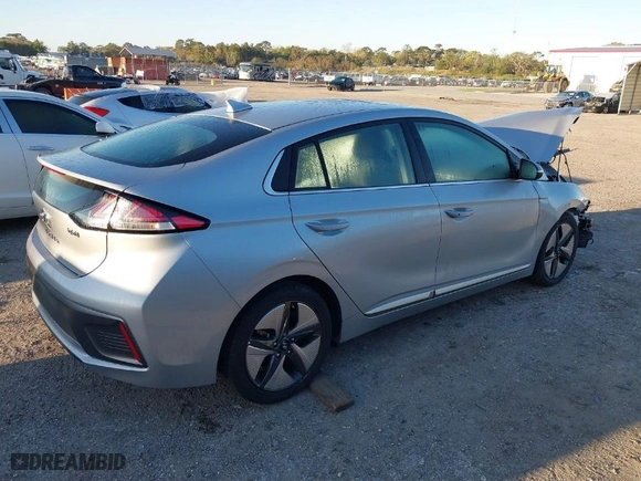 2022 Hyundai Ioniq Hybrid SEL with VIN KMHC85LC4NU281272, listed as a IAAI auction lot 41780390 with 6,159 mi miles. Bid and sale history available at carsss.com. Image 4.