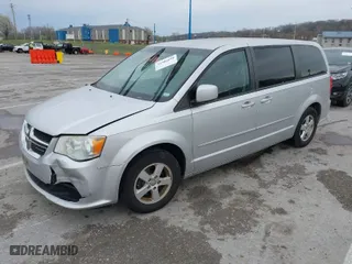 2011 Dodge Grand Caravan Mainstreet with VIN 2D4RN3DG5BR637804, listed as a IAAI auction lot 41902690 with 208,035 mi miles. Bid and sale history available at carsss.com. Image 2.