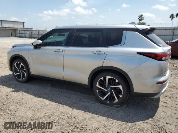 2024 Mitsubishi Outlander SE z VIN JA4J3VA82RZ035364, wystawiony jako Copart lot #51957115 z przebiegiem 18 144 mil mil oraz Szkoda całkowita • Salvage title. Historia ofert i sprzedaży dostępna na DreamBid. Obrazek 2.