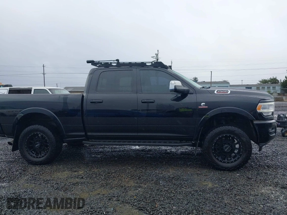 2019 Ram 2500 Laramie with VIN 3C6UR5FL7KG548833, listed as a IAAI auction lot 41557588 with 169,414 mi miles. Bid and sale history available at carsss.com. Image 13.