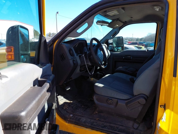 2014 Ford F-250 XL with VIN 1FTBF2A68EEB13811, listed as a IAAI auction lot 41357431 with 170,221 mi miles and . Bid and sale history available at DreamBid. Image 8.