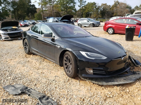 2017 Tesla Model S 100D with VIN 5YJSA1E26HF204157, listed as a Copart auction lot 43122235 with 0 mi miles and Salvage Title. Bid and sale history available at carsss.com. Image 4.
