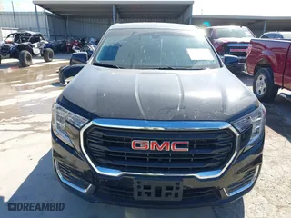 2024 GMC Terrain SLE with VIN 3GKALMEG7RL276026, listed as a IAAI auction lot 41392221 with 21,227 mi miles. Bid and sale history available at carsss.com. Image 12.