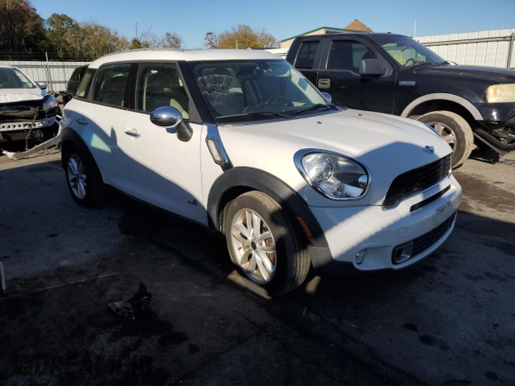 2012 MINI Countryman S with VIN WMWZC5C50CWL62427, listed as a Copart auction lot 44317335 with 175,317 mi miles and Salvage title. Bid and sale history available at DreamBid. Image 4.