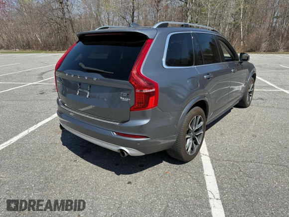 2018 Volvo XC90 Momentum with VIN YV4102PK1J1361818, listed as a Copart auction lot 54791625 with 128,474 mi miles and Clean Title. Bid and sale history available at carsss.com. Image 4.