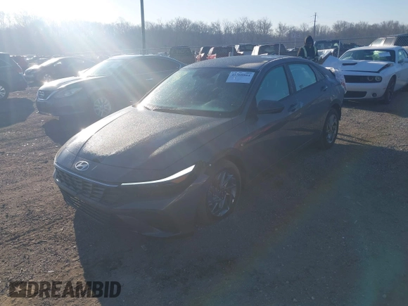 2024 Hyundai Elantra SEL with VIN KMHLM4DG4RU809745, listed as a IAAI auction lot 41768864 with 4,345 mi miles. Bid and sale history available at carsss.com. Image 2.