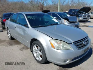 2003 Nissan Altima S with VIN 1N4AL11D63C321486, listed as a IAAI auction lot 41581386 with 200,082 mi miles. Bid and sale history available at carsss.com. Image 1.