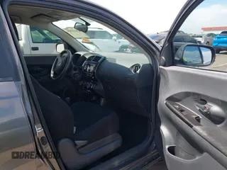 2008 Scion xD with VIN JTKKU10498J025371, listed as a IAAI auction lot 42018309 with 90,192 mi miles. Bid and sale history available at carsss.com. Image 5.