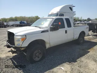 2015 Ford Super Duty F-250 SRW XLT with VIN 1FT7X2B6XFEA23501, listed as a Copart auction lot 50556395 with 206,420 mi miles and Clean Title. Bid and sale history available at carsss.com. Image 1.