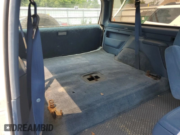 1994 Ford Bronco XL with VIN 1FMEU15NXRLB43257, listed as a Copart auction lot 59885045 with 114,814 mi miles and Clean title. Bid and sale history available at DreamBid. Image 10.