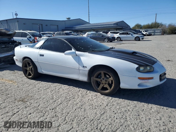 2002 Chevrolet Camaro Z28 z VIN 2G1FP22G922146192, wystawiony jako Copart lot #87924525 z przebiegiem 151 770 mil mil oraz Szkoda całkowita • Salvage title. Historia ofert i sprzedaży dostępna na DreamBid. Obrazek 4.