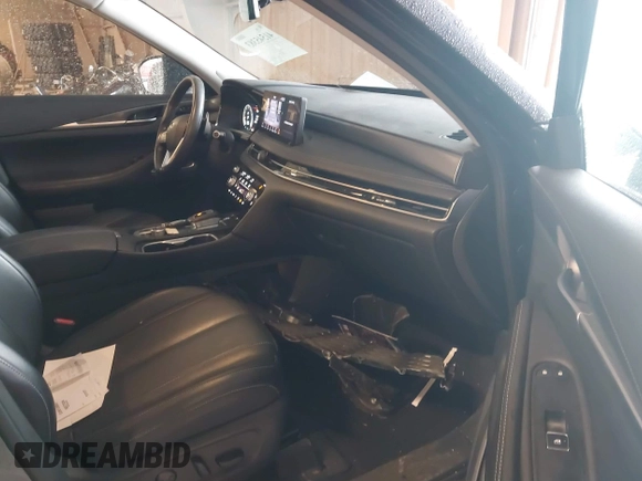 2023 Infiniti QX60 Luxe with VIN 5N1DL1FR9PC353992, listed as a IAAI auction lot 41545383 with 34,835 mi miles and . Bid and sale history available at DreamBid. Image 5.
