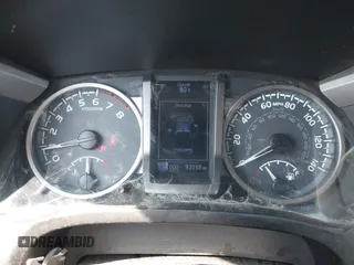 2018 Toyota Tacoma SR with VIN 5TFCZ5AN7JX163344, listed as a IAAI auction lot 40008984 with 93,598 mi miles. Bid and sale history available at carsss.com. Image 7.