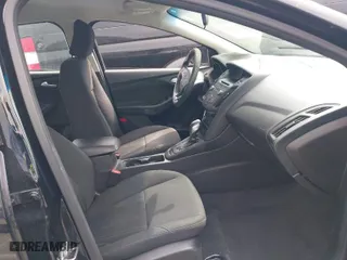 2016 Ford Focus SE with VIN 1FADP3F20GL264437, listed as a IAAI auction lot 41923782 with 159,966 mi miles. Bid and sale history available at carsss.com. Image 5.