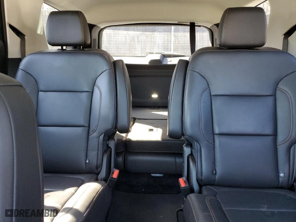 2021 Chevrolet Traverse LT Leather with VIN 1GNERHKW7MJ267963, listed as a Copart auction lot 51031185 with 32,460 mi miles and Salvage Title. Bid and sale history available at carsss.com. Image 10.