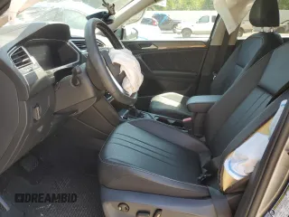 2022 Volkswagen Tiguan SE with VIN 3VV3B7AX4NM026697, listed as a Copart auction lot 52431805 with Not provided miles and Clean title. Bid and sale history available at DreamBid. Image 7.