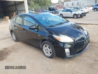 2011 Toyota Prius I with VIN JTDKN3DUXB5251042, listed as a IAAI auction lot 41906546 with 177,176 mi miles. Bid and sale history available at carsss.com. Image 1.
