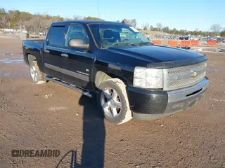 2011 Chevrolet Silverado 1500 LS with VIN 3GCPCREA3BG138769, listed as a IAAI auction lot 41311593 with 170,098 mi miles and . Bid and sale history available at DreamBid. Image 1.