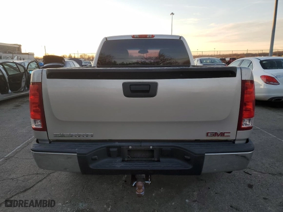 2007 GMC Sierra 1500 SLE1 with VIN 2GTEC19C871668854, listed as a Copart auction lot 83642134 with 212,111 mi miles and Salvage Title. Bid and sale history available at carsss.com. Image 6.