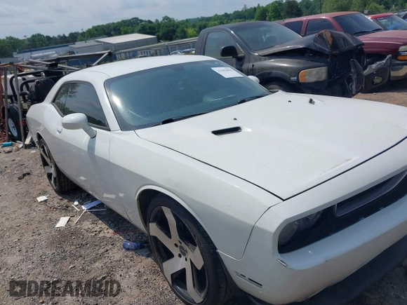 2012 Dodge Challenger SXT Plus z VIN 2C3CDYAG3CH168263, wystawiony jako IAAI lot #42283885 z przebiegiem 200 052 mil mil oraz . Historia ofert i sprzedaży dostępna na DreamBid. Obrazek 1.