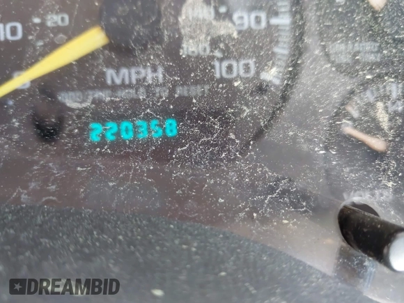 1999 Chevrolet Blazer Trailblazer z VIN 1GNDT13W4X2162282, wystawiony jako IAAI lot #41863705 z przebiegiem 220 358 mil mil oraz . Historia ofert i sprzedaży dostępna na DreamBid. Obrazek 7.
