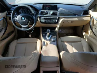 2016 BMW 3 Series 328d z VIN WBA8E5C5XGK388357, wystawiony jako Copart lot #55720974 z przebiegiem 194 778 mil mil oraz . Historia ofert i sprzedaży dostępna na DreamBid. Obrazek 8.