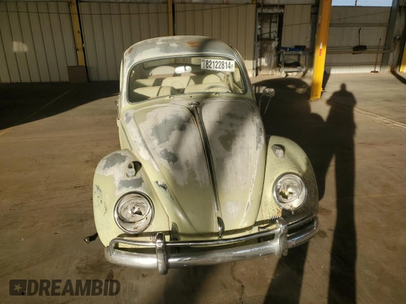 1963 Volkswagen Beetle with VIN 5519054, listed as a Copart auction lot 82122814 with 22,143 mi miles and Clean Title. Bid and sale history available at DreamBid. Image 5.
