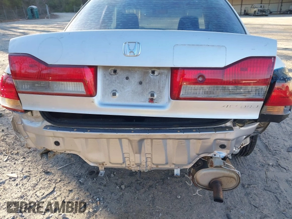 2002 Honda Accord LX with VIN 3HGCG564X2G703511, listed as a IAAI auction lot 41861622 with 266,533 mi miles and . Bid and sale history available at DreamBid. Image 12.