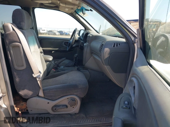 2003 Chevrolet TrailBlazer LTZ with VIN 1GNDT13S132412410, listed as a IAAI auction lot 42208015 with 351,588 mi miles and . Bid and sale history available at DreamBid. Image 5.