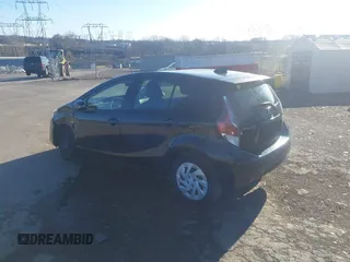 2016 Toyota Prius One z VIN JTDKDTB32G1124779, wystawiony jako IAAI lot #41855014 z przebiegiem 106 750 mil mil oraz . Historia ofert i sprzedaży dostępna na DreamBid. Obrazek 3.