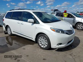 2016 Toyota Sienna Ltd with VIN 5TDDK3DC3GS144473, listed as a IAAI auction lot 41681218 with 32,080 mi miles. Bid and sale history available at carsss.com. Image 1.