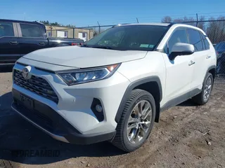 2019 Toyota RAV4 Limited with VIN JTMN1RFV1KD517037, listed as a IAAI auction lot 41844316 with 66,961 mi miles. Bid and sale history available at carsss.com. Image 18.
