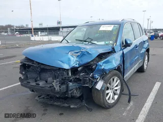 2017 Volkswagen Tiguan Wolfsburg Edition with VIN WVGSV7AX5HW503607, listed as a IAAI auction lot 41711045 with 120,513 mi miles. Bid and sale history available at carsss.com. Image 18.