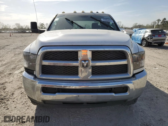 2015 Ram 2500 Tradesman with VIN 3C6UR5CL3FG558236, listed as a Copart auction lot 49084835 with 304,726 mi miles and Clean Title. Bid and sale history available at carsss.com. Image 5.