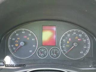 2005 Volkswagen Jetta z VIN 3VWDG71K35M613236, wystawiony jako IAAI lot #41764835 z przebiegiem Nie podano mil oraz . Historia ofert i sprzedaży dostępna na DreamBid. Obrazek 7.