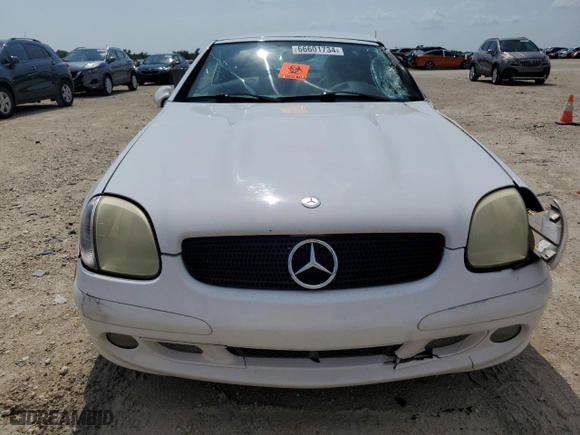 2001 Mercedes-Benz SLK-Class with VIN WDBKK65F61F202499, listed as a Copart auction lot 44804675 with NaN miles and Non Repairable. Bid and sale history available at carsss.com. Image 5.