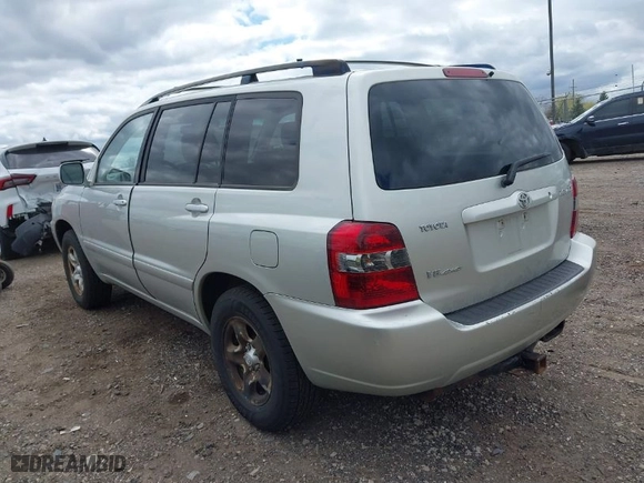 2004 Toyota Highlander with VIN JTEEP21A940059408, listed as a IAAI auction lot 42094429 with 191,682 mi miles. Bid and sale history available at carsss.com. Image 3.