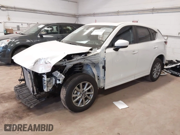 2024 Mazda CX-5 2.5 S Preferred Package with VIN JM3KFBCLXR0503127, listed as a IAAI auction lot 41295902 with 2,423 mi miles. Bid and sale history available at carsss.com. Image 2.