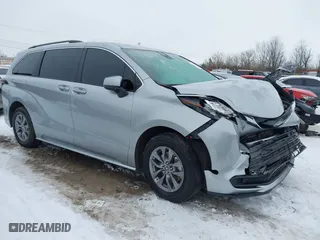 2023 Toyota Sienna LE with VIN 5TDKRKEC7PS179092, listed as a IAAI auction lot 41277144 with 29,861 mi miles. Bid and sale history available at carsss.com. Image 1.