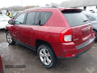 2011 Jeep Compass with VIN 1J4NF1FB9BD176358, listed as a IAAI auction lot 41782797 with 40,072 mi miles and . Bid and sale history available at carsss.com. Image 3.