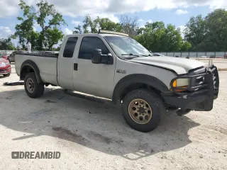 2001 Ford Super Duty F-250 XL with VIN 1FTNX21F11ED21923, listed as a Copart auction lot 51254845 with 271,252 mi miles and Salvage Title. Bid and sale history available at carsss.com. Image 4.