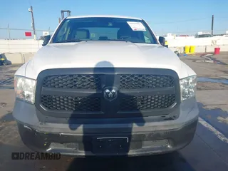 2019 Ram 1500 Classic Tradesman with VIN 1C6RR6FG7KS500515, listed as a IAAI auction lot 41959083 with 100,102 mi miles. Bid and sale history available at carsss.com. Image 6.