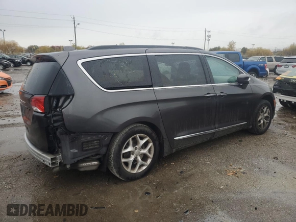 2017 Chrysler Pacifica Touring L with VIN 2C4RC1BG4HR810277, listed as a Copart auction lot 77885014 with 101,492 mi miles and Salvage Title. Bid and sale history available at DreamBid. Image 3.
