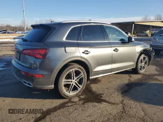 2018 Audi SQ5 Prestige with VIN WA1C4AFY6J2130059, listed as a Copart auction lot 89288055 with 82,096 mi miles and Salvage Title. Bid and sale history available at DreamBid. Image 3.
