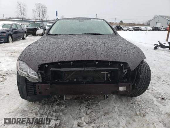 2017 Jaguar XJ with VIN SAJWJ2GD9H8W04365, listed as a Copart auction lot 38997744 with 73,569 mi miles. Bid and sale history available at carsss.com. Image 5.