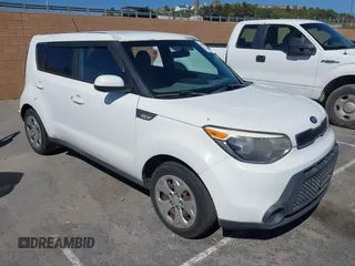 2014 Kia Soul with VIN KNDJN2A28E7062892, listed as a IAAI auction lot 42020357 with 265,317 mi miles. Bid and sale history available at carsss.com. Image 1.