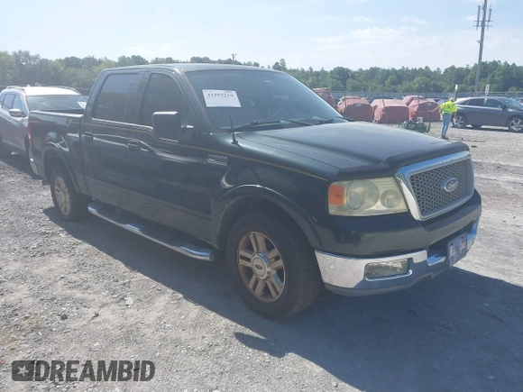 2004 Ford F-150 XLT with VIN 1FTPW12504KD06640, listed as a IAAI auction lot 42293219 with 182,161 mi miles and . Bid and sale history available at DreamBid. Image 1.