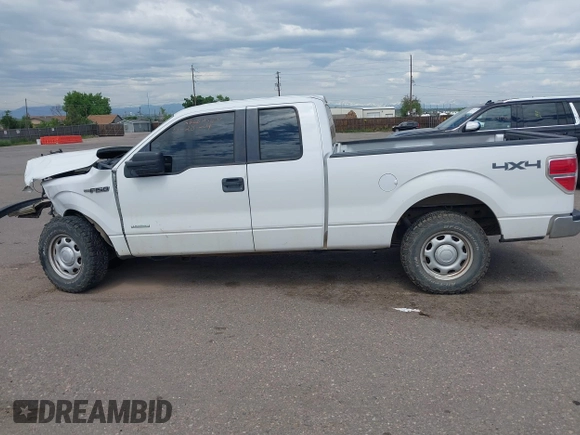 2012 Ford F-150 XL z VIN 1FTFX1ET2CFD02213, wystawiony jako IAAI lot #39533030 z przebiegiem 184 309 mil mil oraz . Historia ofert i sprzedaży dostępna na DreamBid. Obrazek 13.