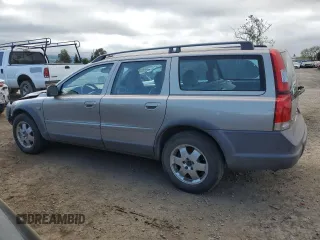 2002 Volvo V70 with VIN YV1SZ58D821058884, listed as a Copart auction lot 49517425 with 240,644 mi miles and Salvage title. Bid and sale history available at DreamBid. Image 2.