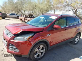 2014 Ford Escape SE with VIN 1FMCU0GX1EUB33821, listed as a IAAI auction lot 41702719 with 1 mi miles. Bid and sale history available at carsss.com. Image 6.